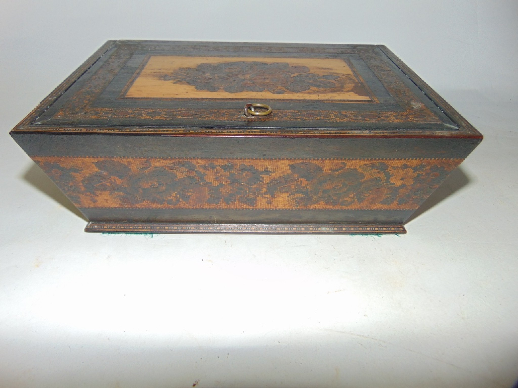 Appraisal: A Tunbridge ware box of tapering rectangular form the hinged