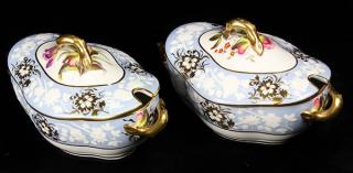 Appraisal: Pair of Spode sauce tureens and covers Pair of Spode