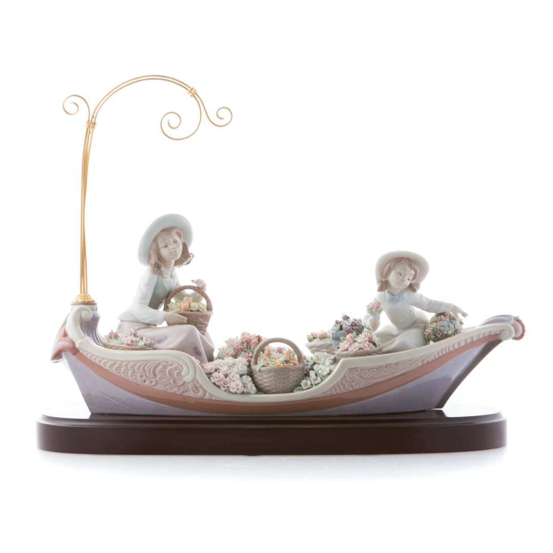 Appraisal: Lladro porcelain group Flowers Forever No in H in L