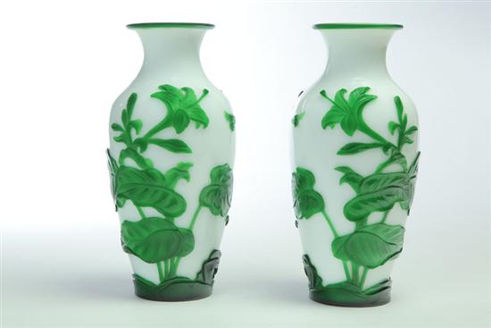 Appraisal: TWO PEKING GLASS VASES China early th century Green flowers