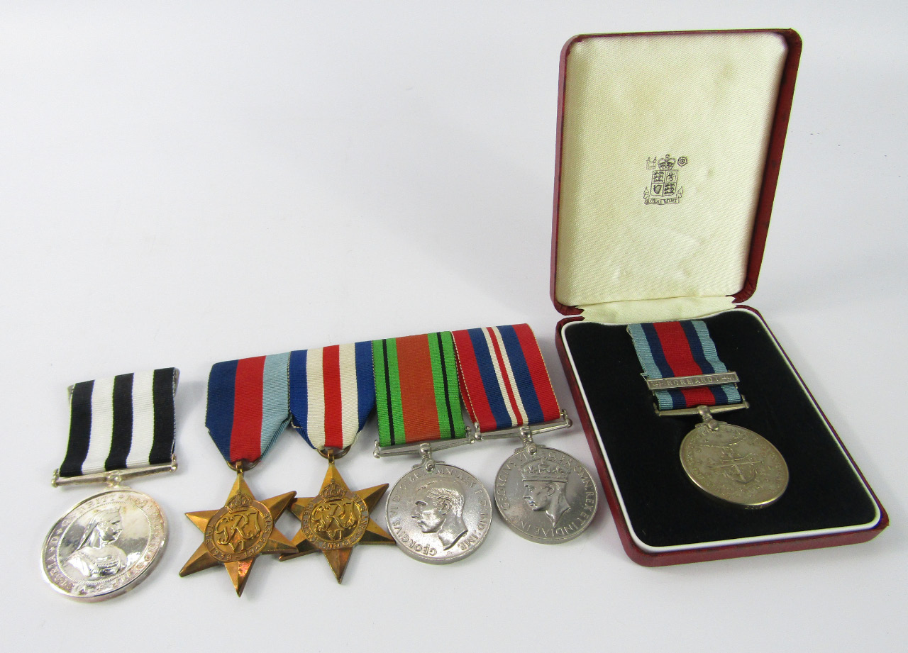 Appraisal: WWII medals comprising - star France and Germany Star Defence