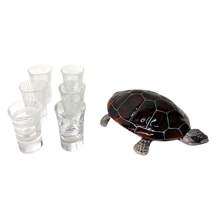 Appraisal: Six Shot Glasses And Turtle Dish Six Shot Glasses And