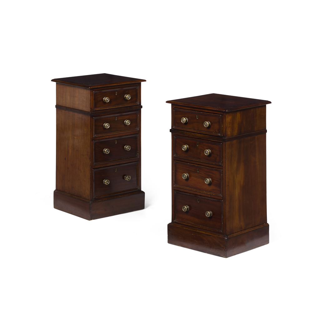 Appraisal: PAIR OF GEORGIAN STYLE MAHOGANY BEDSIDE CABINETS the moulded rectangular