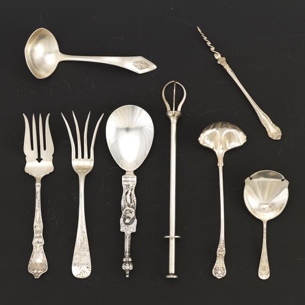 Appraisal: ASSORTED STERLING SERVING UTENSILS Assorted ladles and serving forks one