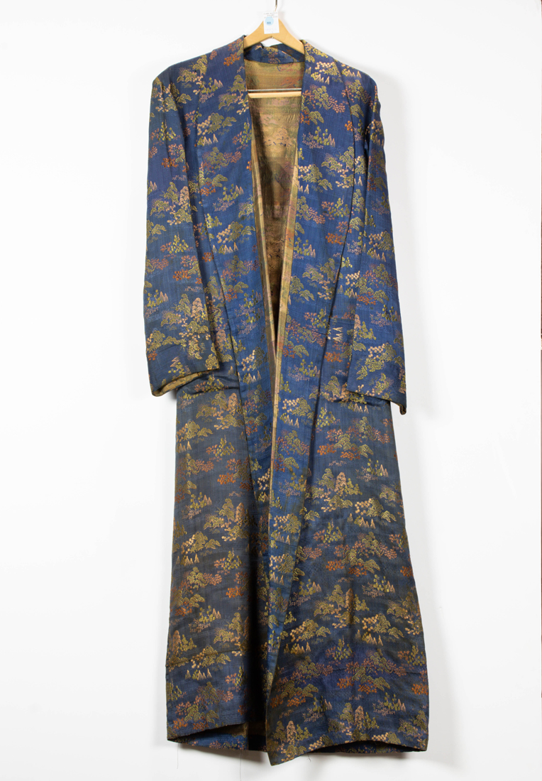 Appraisal: ASIAN WOVEN SILK ROBE Asian woven silk robe l