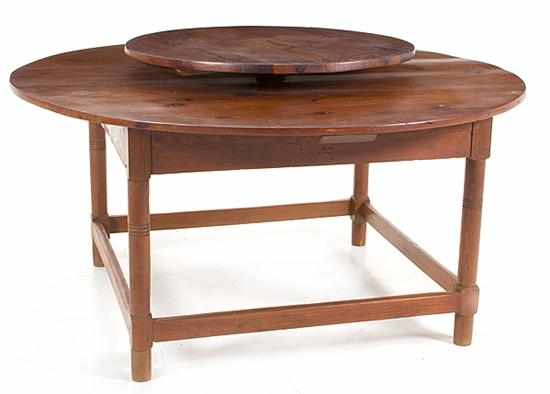 Appraisal: Southern yellow pine lazy Susan table early th century round