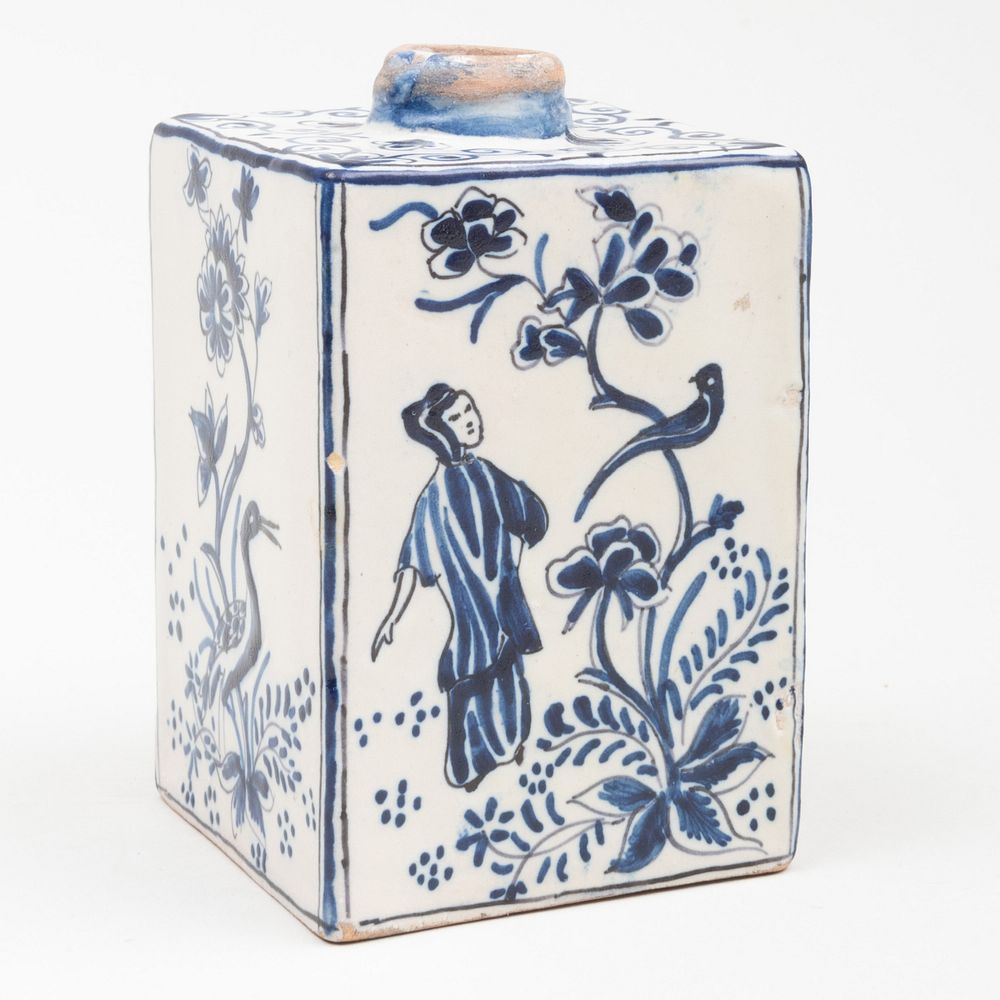 Appraisal: Samson Blue and White Earthenware Square Tea Caddy Blue pseudo