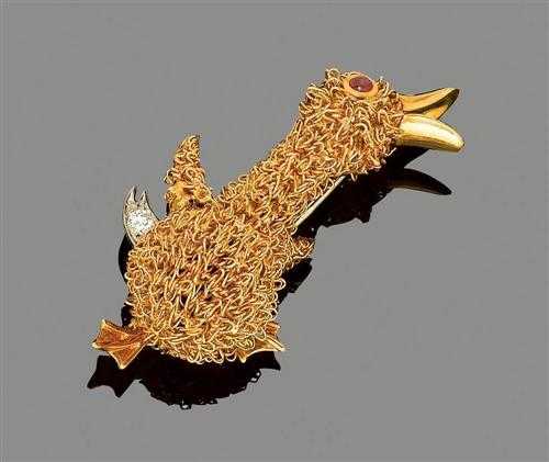 Appraisal: GOLD BROOCH Yellow gold g Very decorative brooch in the