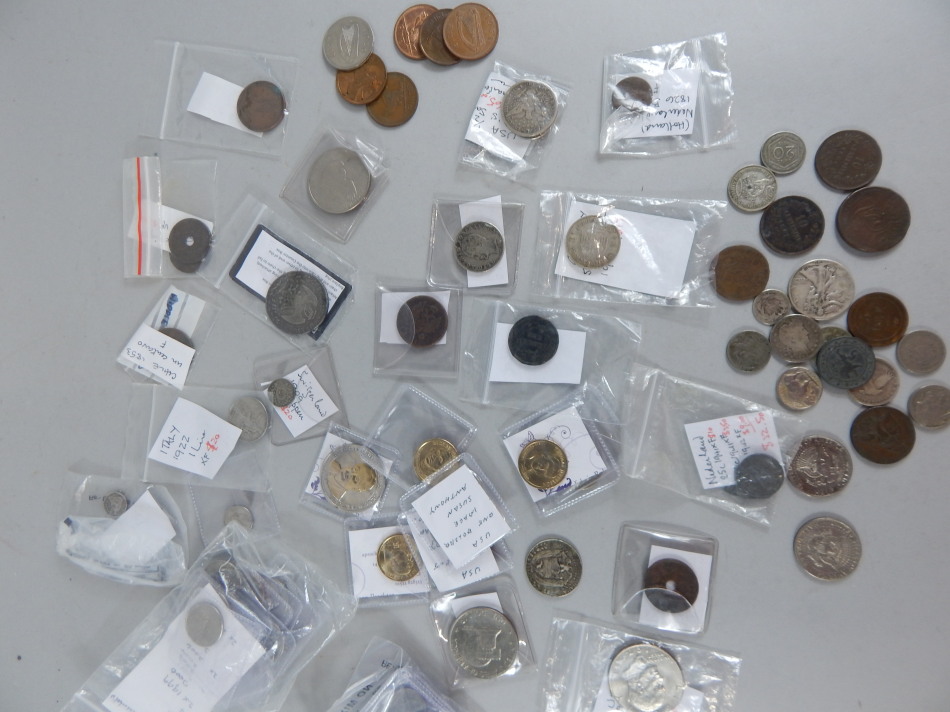 Appraisal: A large quantity of foreign coins to include Canadian American