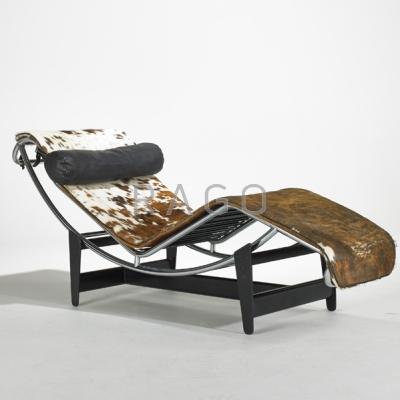 Appraisal: LE CORBUSIER CASSINA Adjustable chaise Italy s Hide leather chromed