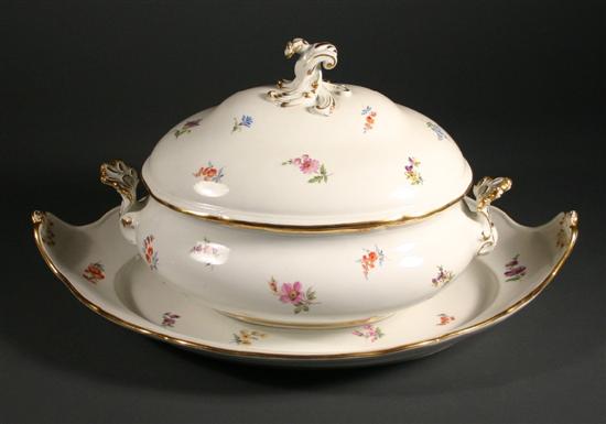 Appraisal: Meissen floral tureen matching underplate Floral sprays of various flowers