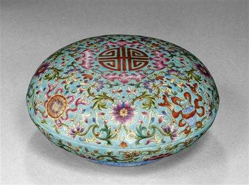 Appraisal: ROUND JAR AND COVER China th th century D cm