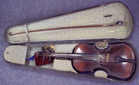 Appraisal: A cased violin and bow