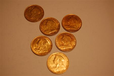 Appraisal: A group of old head Victorian half sovereigns comprising two