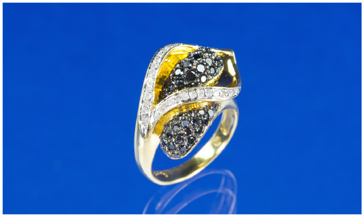 Appraisal: ct Gold Diamond Cluster Ring Modelled In The Form Of