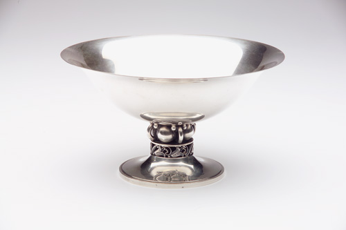 Appraisal: LAPAGLIA FOR INTERNATIONAL Sterling centerpiece bowl no - Bowl supported