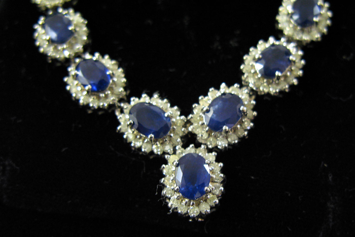 Appraisal: BLUE SAPPHIRE DIAMOND AND FOURTEEN KARAT WHITE GOLD NECKLACE WITH