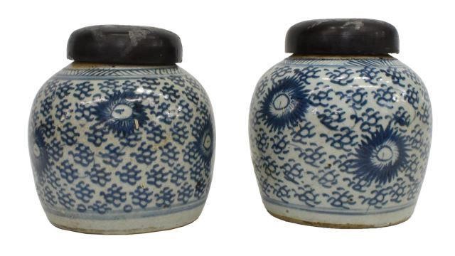 Appraisal: pair Chinese blue and white porcelain jars each having wooden