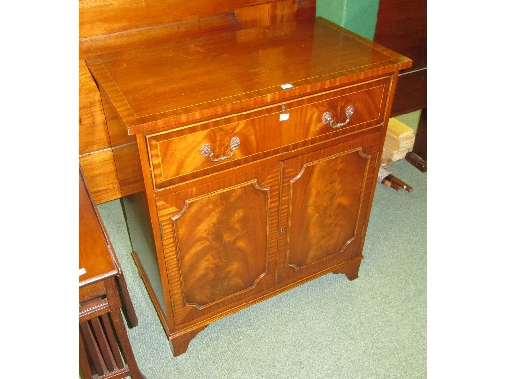 Appraisal: Reproduction mahogany secretaire cabinet