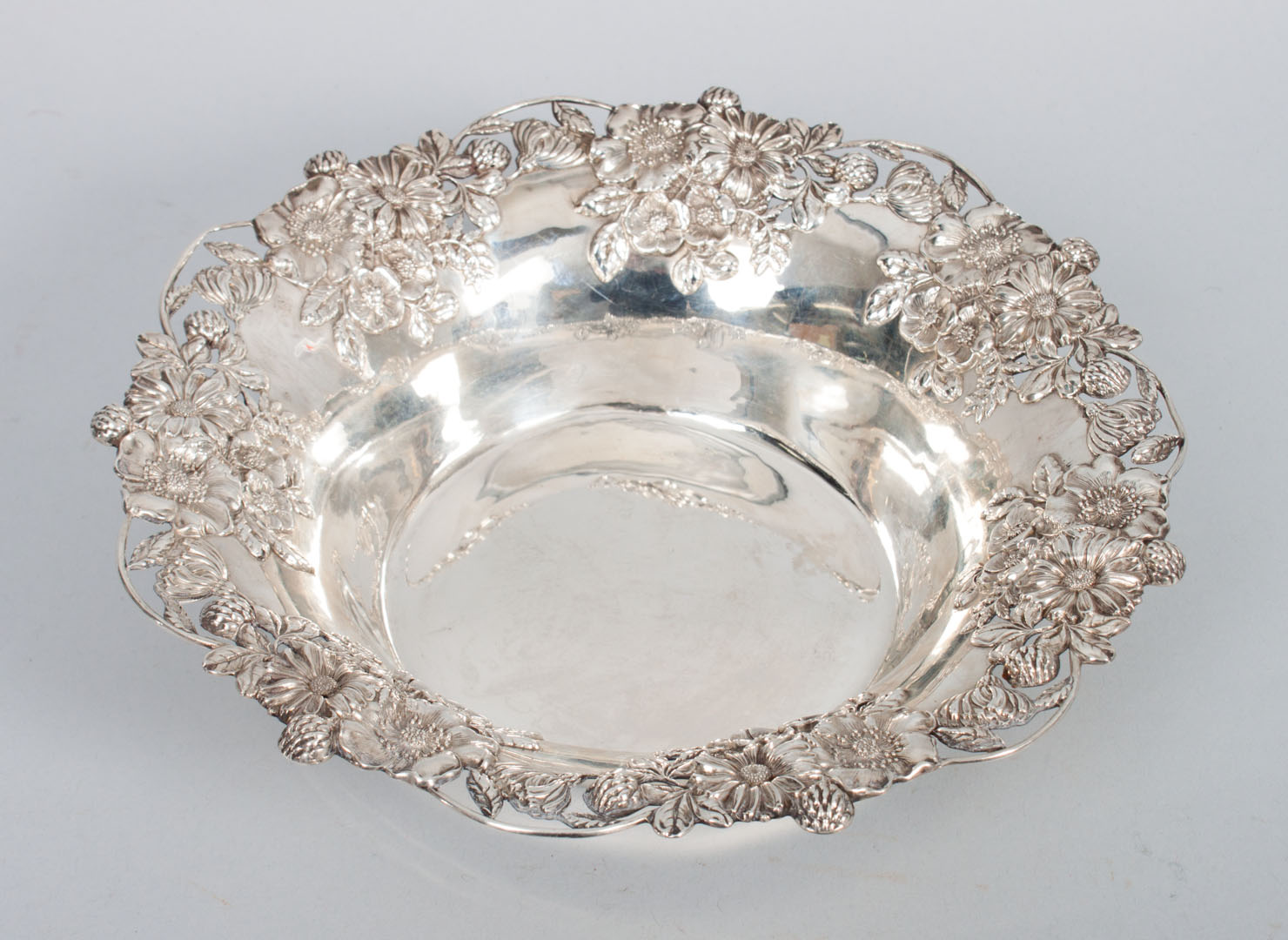 Appraisal: American sterling silver repousse bowl Graff Washbourne Dunn NY in