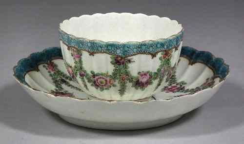 Appraisal: A Worcester porcelain tea bowl and saucer of fluted form