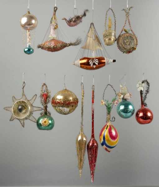 Appraisal: Lot of Wire Wrapped Christmas Ornaments Description Unusual forms and