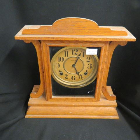 Appraisal: Ingraham Oak Mantle Clock day movement working