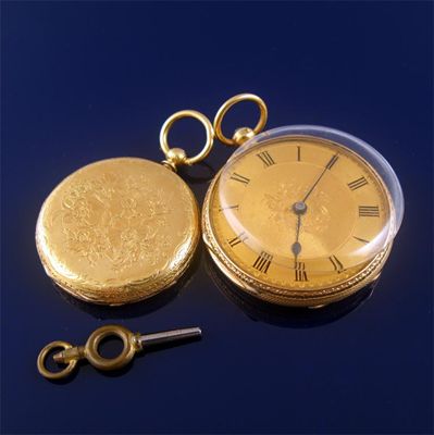 Appraisal: A ladies small ct hunting case fob watch the movement