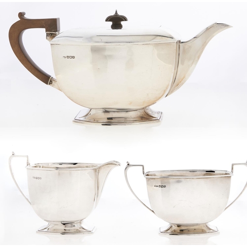 Appraisal: A George VI three piece silver tea service teapot cm