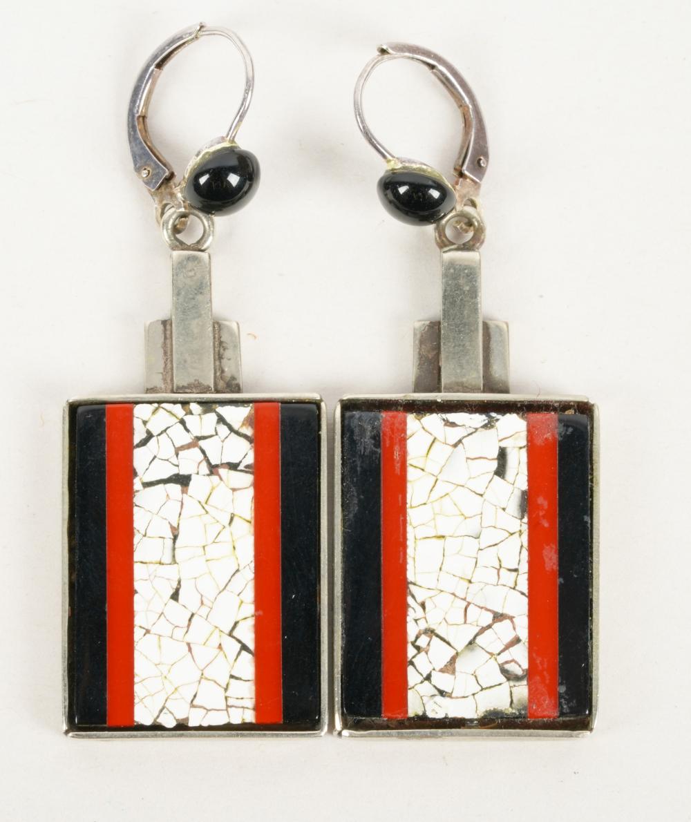 Appraisal: PAIR OF STERLING SILVER ONYX CORAL EGGSHELL EARRINGScontaining four rectangular