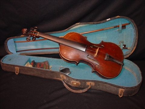 Appraisal: VIOLIN TWO BOWS Early th c with label that reads