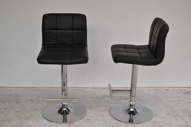 Appraisal: A SET OF SIX BLACK CHROME BAR STOOLS A SET