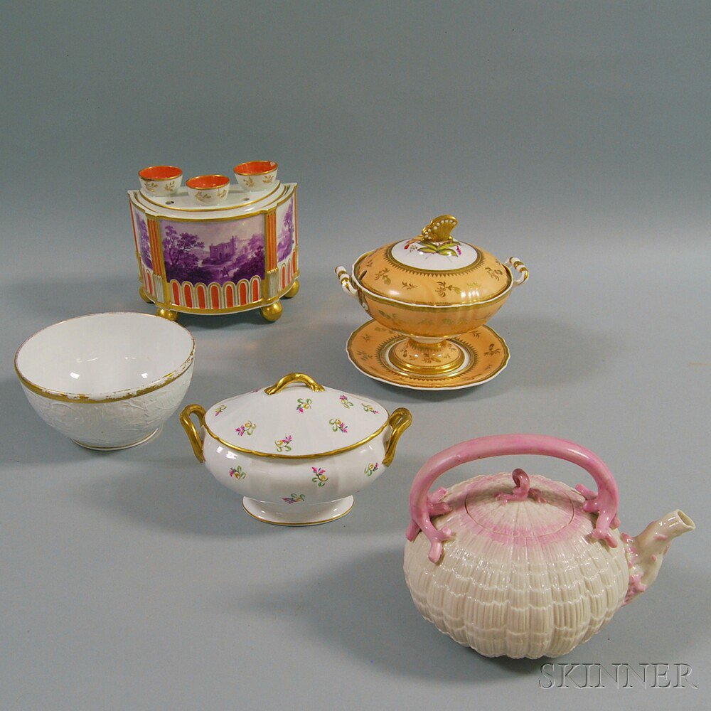 Appraisal: Six Pieces of English Porcelain Tableware th th century a