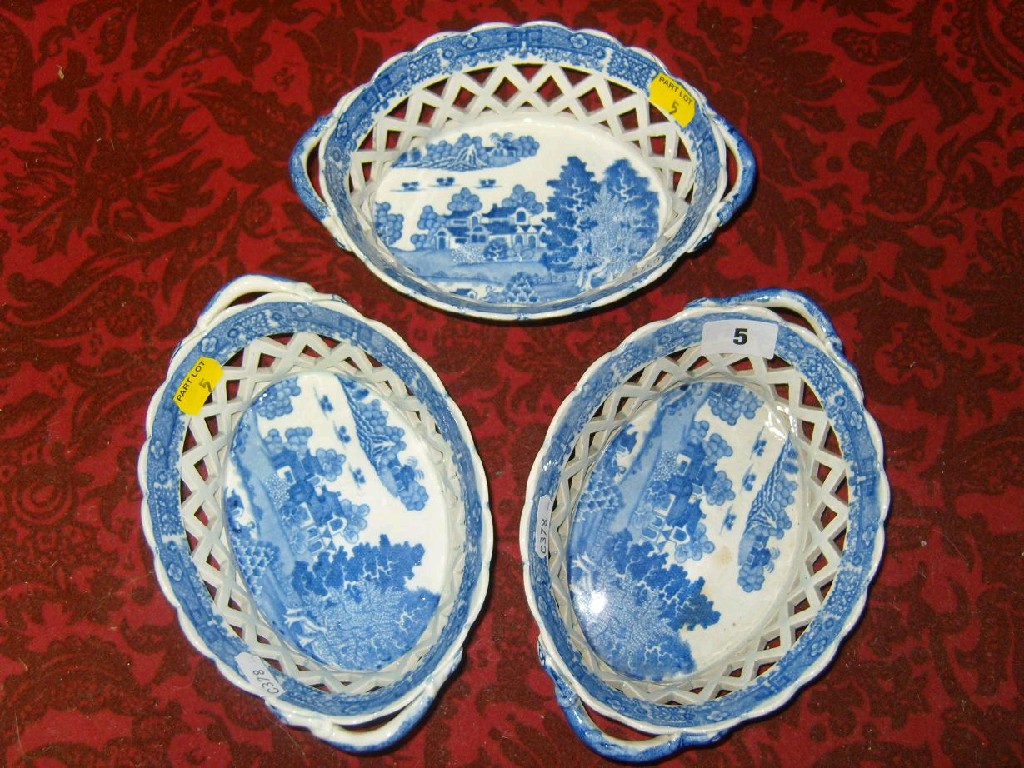 Appraisal: A set of three early th century oval blue and