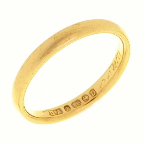 Appraisal: A ct gold wedding ring Birmingham g size K More