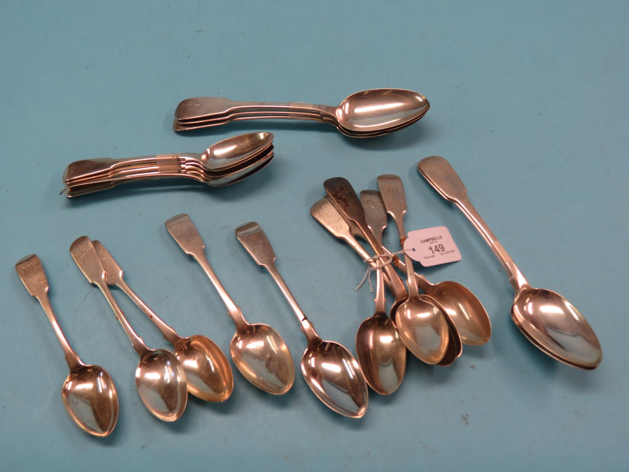 Appraisal: A set of five silver fiddle-pattern dessert spoons London -