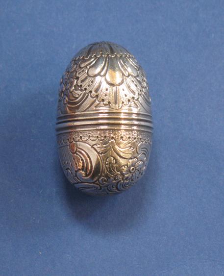 Appraisal: A GEORGE III NUTMEG GRATER possibly converted to a vinaigrette