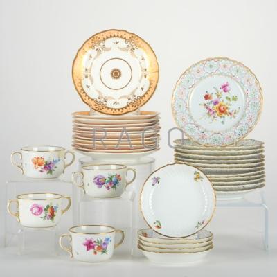 Appraisal: EUROPEAN CERAMICS Approximately twenty-eight pieces Set of twelve Meissen dessert