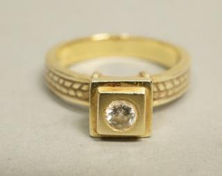 Appraisal: K Gold and Diamond Ring set with ct Single diamond