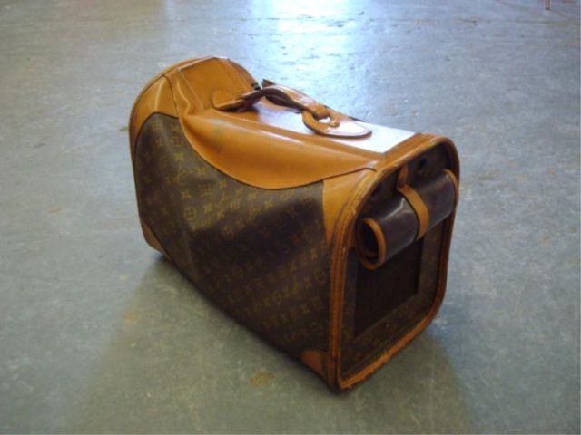 Appraisal: LOUIS VUITTON Cat carrier w Saks Fifth Avenue metal plaque