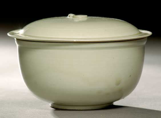 Appraisal: DINGYAO COVERED BOWL Chinese Song Jin Dynasty dingyao glazed small