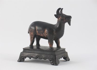 Appraisal: A Chinese bronze model of a billy goat standing four