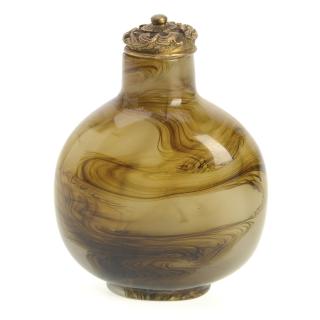 Appraisal: Chinese shadow agate snuff bottle Chinese shadow agate snuff bottle