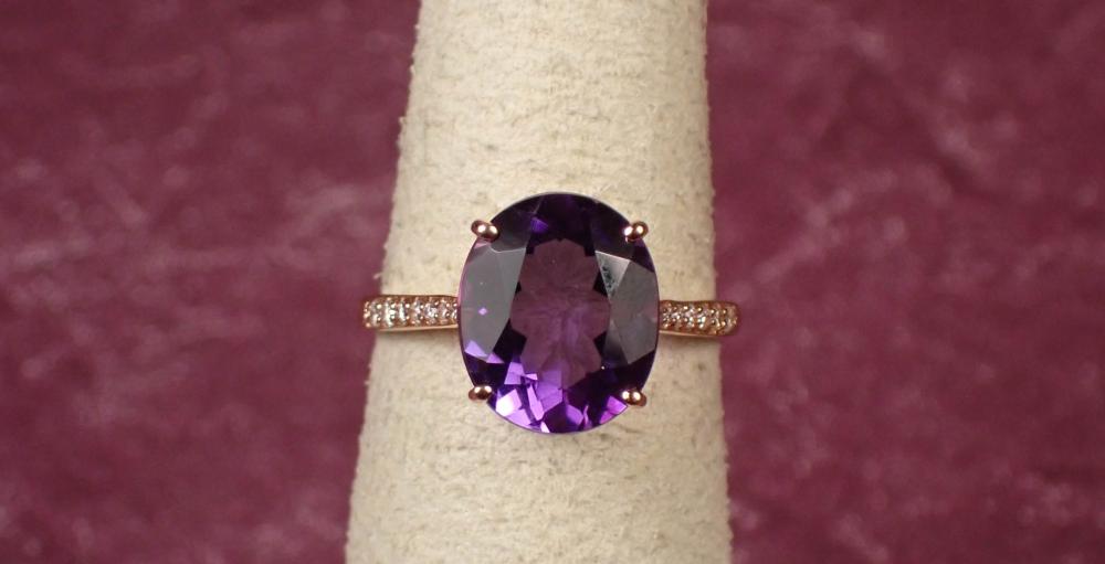 Appraisal: AMETHYST DIAMOND AND FOURTEEN KARAT GOLD RING The rose gold