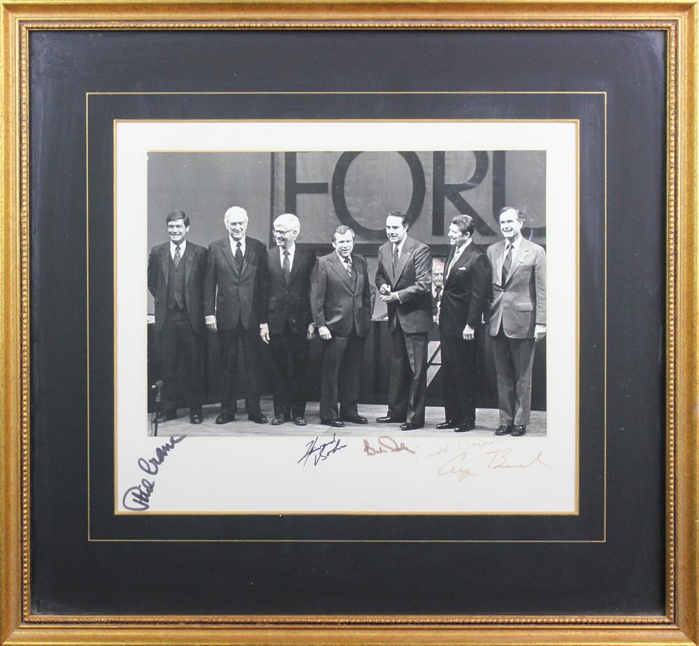 Appraisal: REPUBLICAN PRESIDENTIAL CANDIDATES SIGNED PHOTOGRAPH black and white photograph of