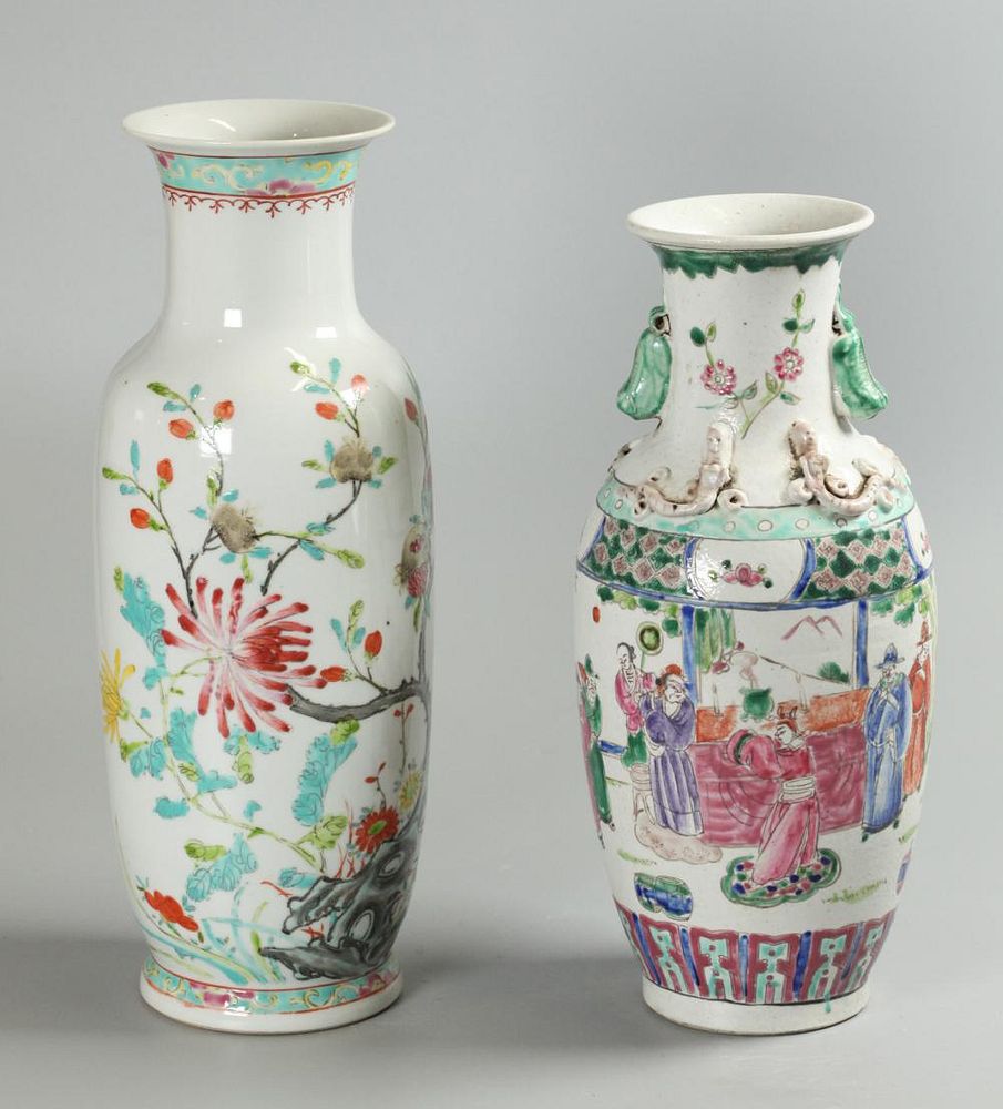 Appraisal: Chinese porcelain vases possibly Republican period th c taller vase