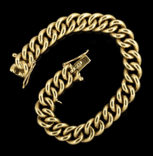 Appraisal: Heavy Fourteen-Karat Yellow Gold Link Bracelet composed of interlocking solid