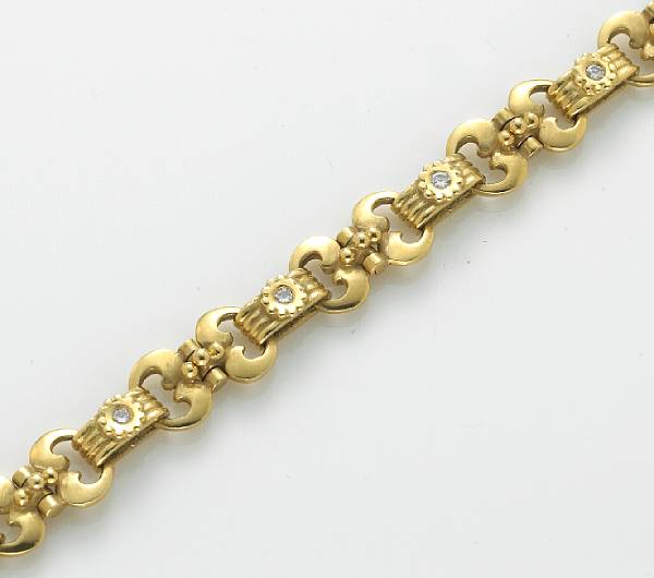 Appraisal: A diamond and k gold link bracelet weighing approximately g