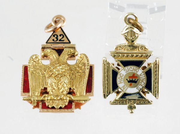 Appraisal: Two gold masonic watch fobs nd degree Three part with