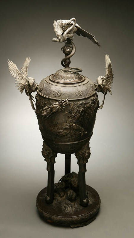 Appraisal: A large Japanese bronze urn on stand Meiji A large